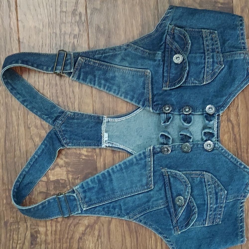 Women denin mini vest